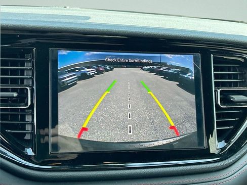 Used 2025 Dodge Durango GT AWD/4WD image 22