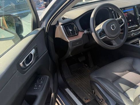 Certified 2023 Volvo XC60 B5 Plus w/ Climate Package AWD/4WD image 4
