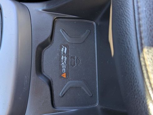 Used 2022 Chevrolet Colorado ZR2 w/ ZR2 Dusk Special Edition AWD/4WD image 25