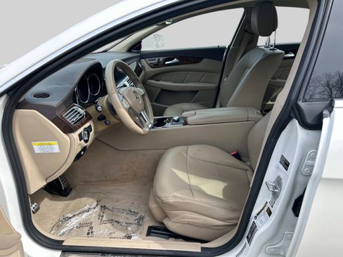 Used 2014 Mercedes-Benz CLS 550 CLS550 Coupe RWD image 11