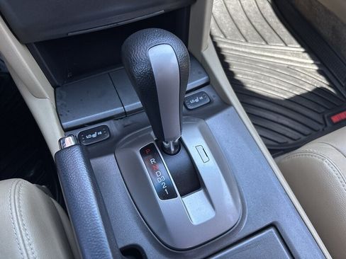 Used 2011 Honda Accord SE image 30