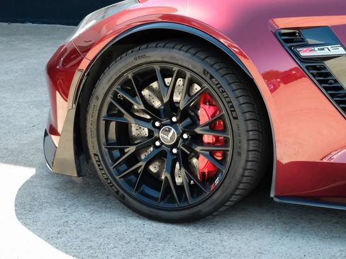 Used 2016 Chevrolet Corvette Z06 w/ 3LZ Preferred Equipment Group RWD image 51