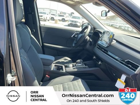 New 2026 Nissan Rogue SL AWD/4WD image 11