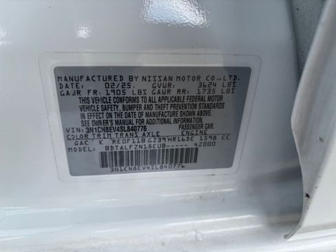 Used 2025 Nissan Versa SV FWD image 27