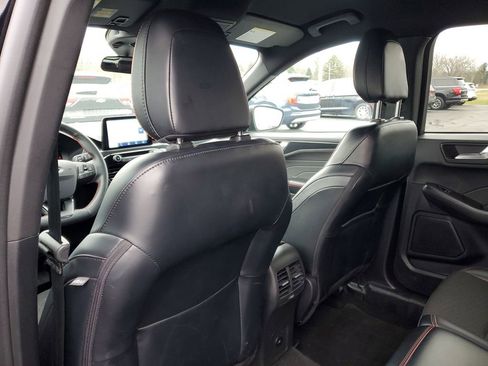 Used 2025 Ford Escape ST-Line image 29