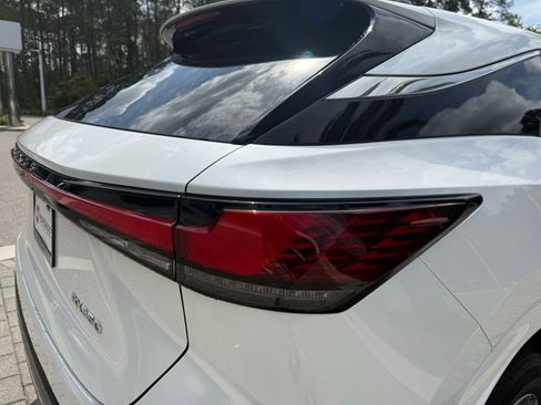 Used 2024 Lexus RX 350 FWD w/ Technology Package image 16