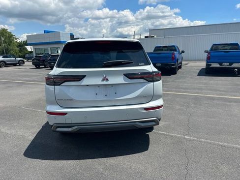 Used 2025 Mitsubishi Outlander SE AWD/4WD image 10