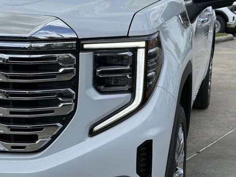 New 2026 GMC Sierra 1500 Denali w/ Denali Reserve Package image 8