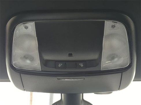 Certified 2021 Dodge Durango SXT image 23