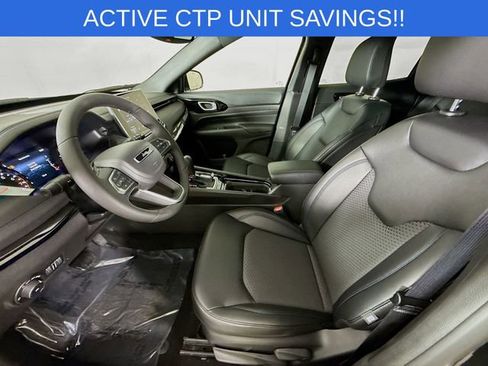 New 2026 Jeep Compass Latitude image 19