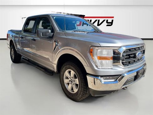 Used 2022 Ford F150 XLT image 1