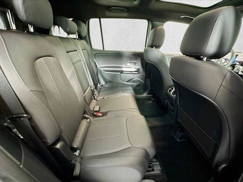 New 2026 Mercedes-Benz GLB 250 image 25