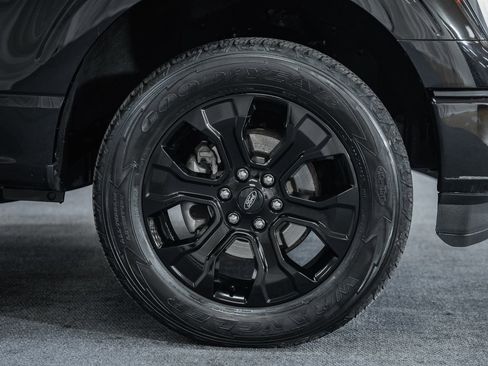 Used 2023 Ford F150 Lariat w/ Equipment Group 502A High image 15