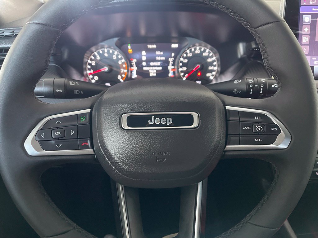 New 2026 Jeep Compass Latitude AWD/4WD image 23