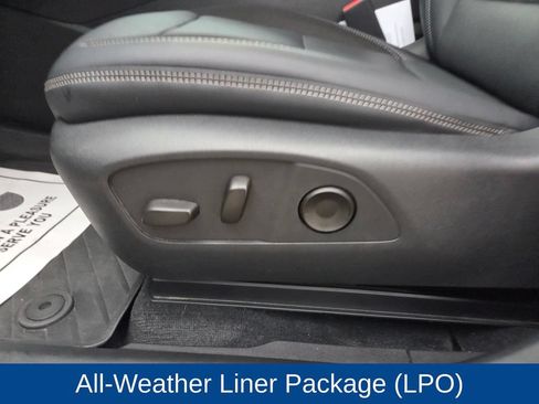 Used 2024 Chevrolet Blazer EV LT AWD/4WD image 17