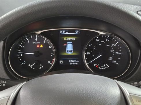 Used 2016 Nissan Rogue S image 33