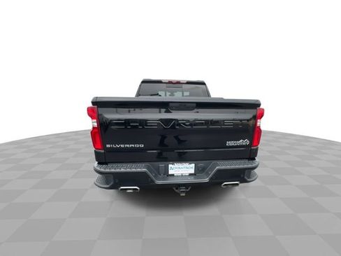 Used 2021 Chevrolet Silverado 1500 High Country w/ Technology Package AWD/4WD image 7