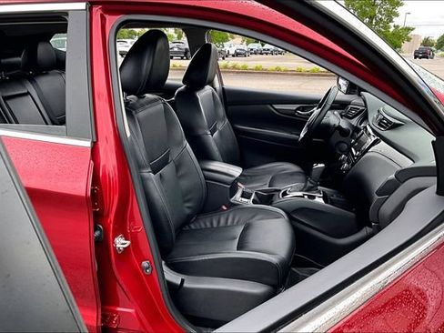 Used 2022 Nissan Rogue Sport SL FWD image 27