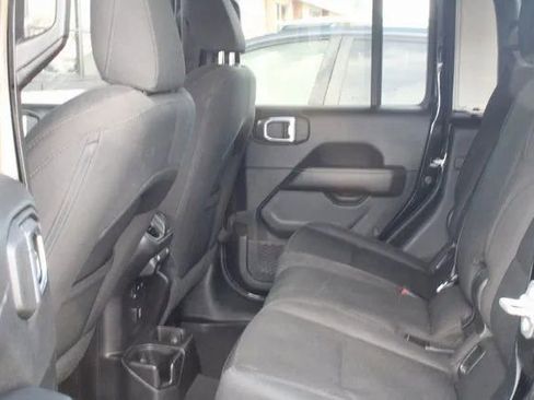 Used 2021 Jeep Gladiator Overland w/ LED Lighting Group image 35