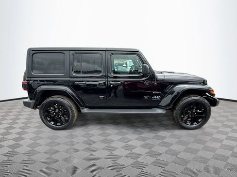 Used 2023 Jeep Wrangler Unlimited Sahara image 5