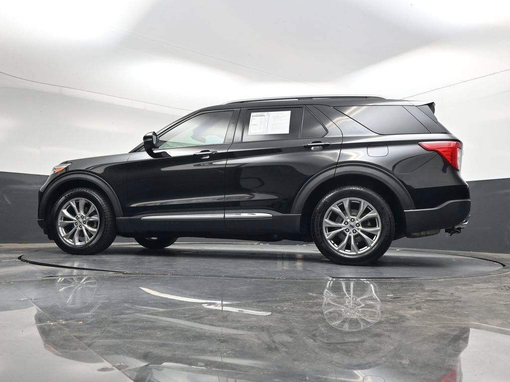 Used 2021 Ford Explorer Limited w/ Equipment Group 301A AWD/4WD image 45