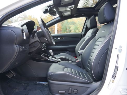 Certified 2022 Kia Forte GT-Line w/ GT-Line Premium Package image 12