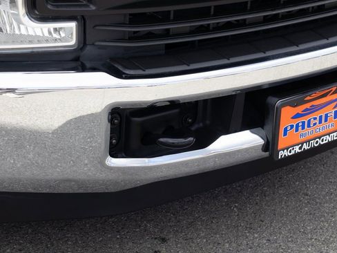 Used 2018 Ford F350 XL w/ Power Equipment Group image 8