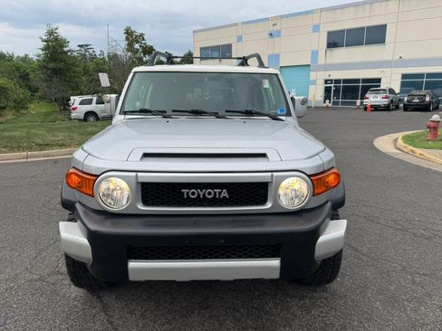 Used 2007 Toyota FJ Cruiser 4WD image 10
