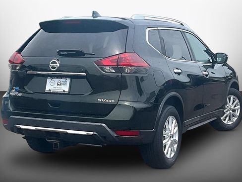 Used 2018 Nissan Rogue SV AWD/4WD image 12