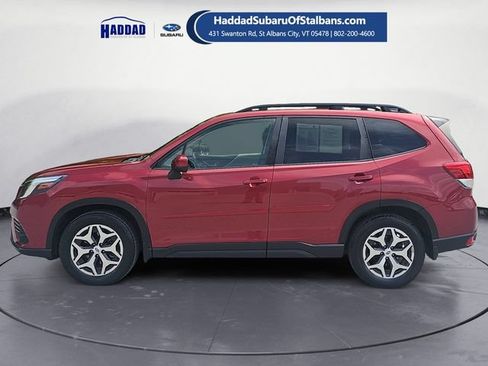 Certified 2024 Subaru Forester Premium AWD/4WD image 2