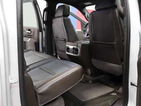Used 2022 GMC Sierra 3500 Denali w/ Denali Ultimate Package AWD/4WD image 68