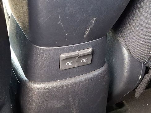 Used 2020 Nissan Kicks SV FWD image 24