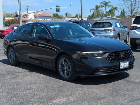 Certified 2023 Honda Accord EX image 3