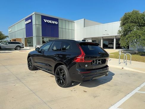 Certified 2025 Volvo XC60 T8 Ultra w/ Climate Package image 3