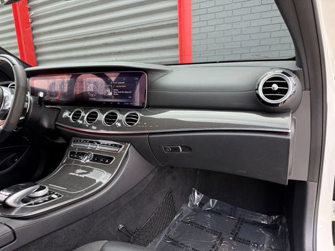 Used 2019 Mercedes-Benz E 63 AMG S image 32