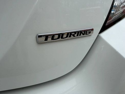 Used 2016 Honda Civic Touring image 8
