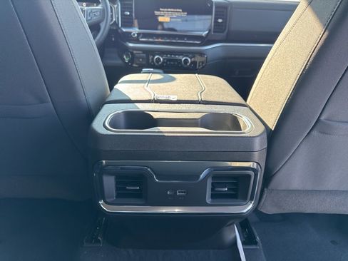 New 2026 GMC Sierra 1500 Elevation image 26