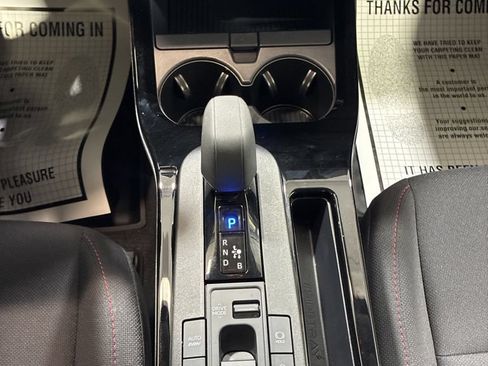 Used 2025 Toyota Prius Plug-In Hybrid FWD image 31