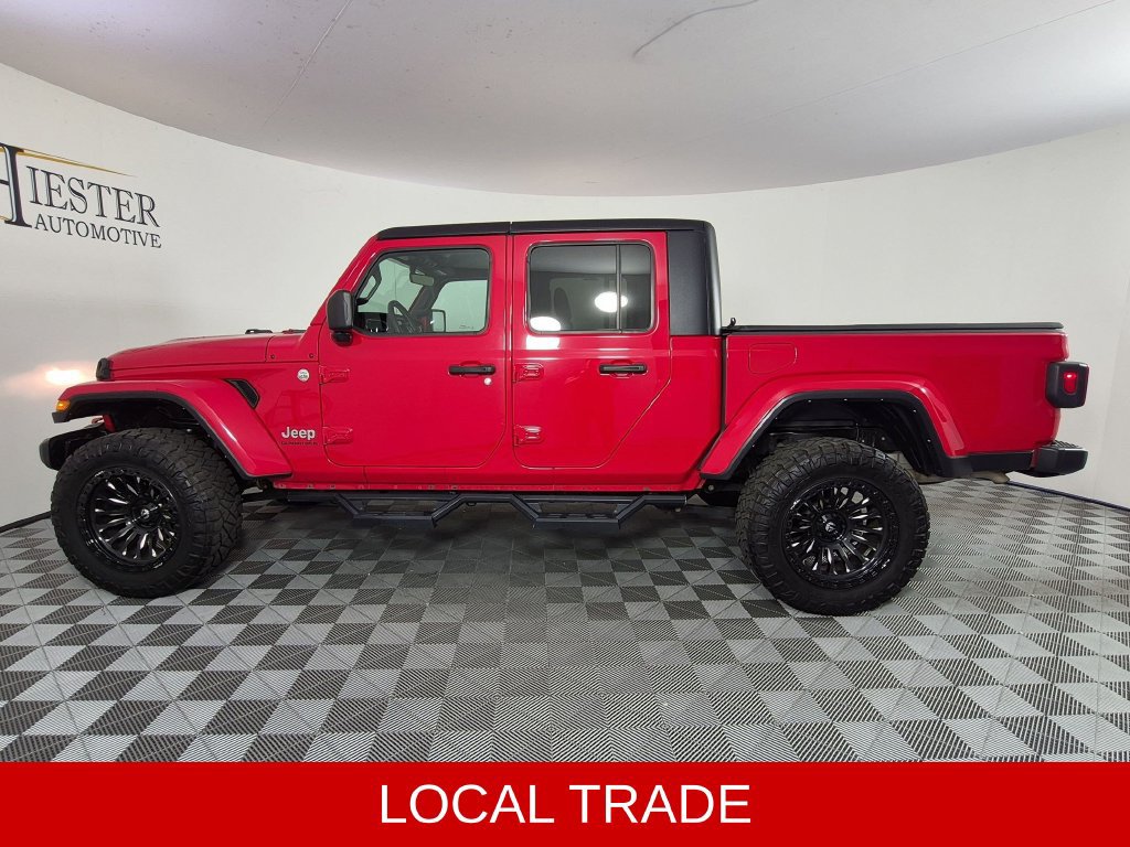 Used 2023 Jeep Gladiator Overland AWD/4WD image 7