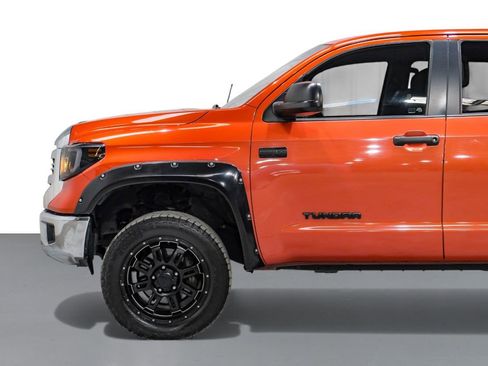 Used 2017 Toyota Tundra SR5 image 10