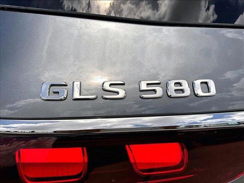 New 2026 Mercedes-Benz GLS 580 4MATIC image 28
