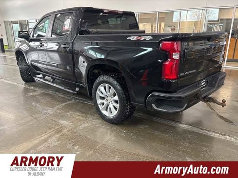 Used 2020 Chevrolet Silverado 1500 Custom w/ Custom Value Package image 6