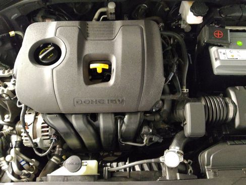 Used 2019 Hyundai Elantra SEL w/ Cargo Package image 30