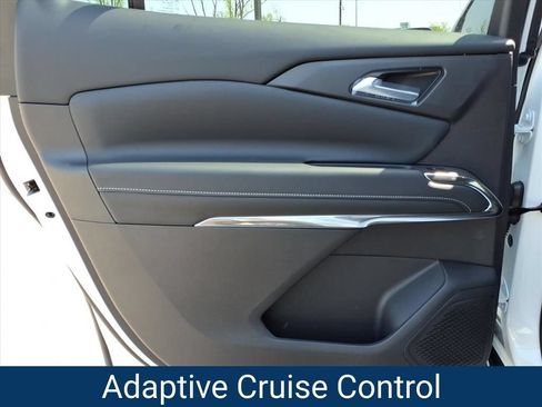 New 2026 Chevrolet Traverse LT w/ Driver Confidence Package FWD image 20