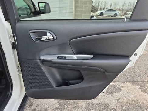 Used 2018 Dodge Journey SE w/ Connectivity Group image 28