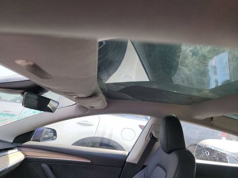 Used 2023 Tesla Model 3 Performance image 17