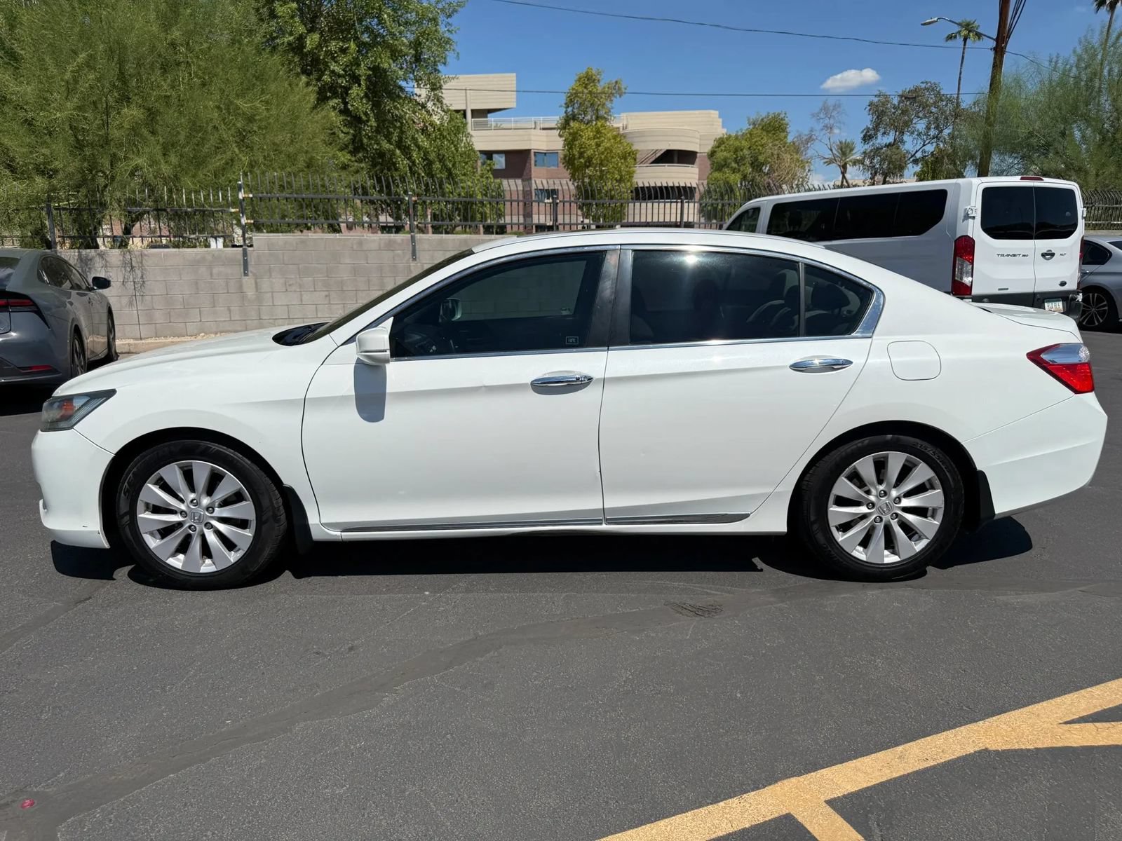 Used 2015 Honda Accord EX image 8