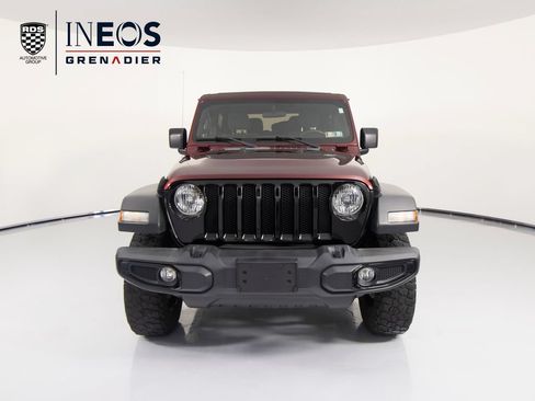 Used 2021 Jeep Wrangler Sport AWD/4WD image 2