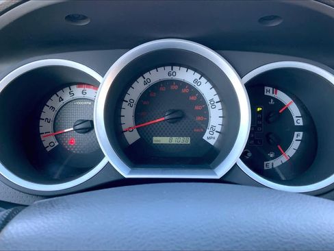 Used 2012 Toyota Tacoma PreRunner image 24