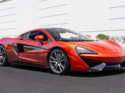 Used 2018 McLaren 570S RWD image 14